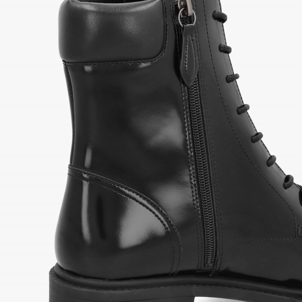 COACH Brand New Leighton Black High Shine Leather Ankle Boots - Picture 6 of 6